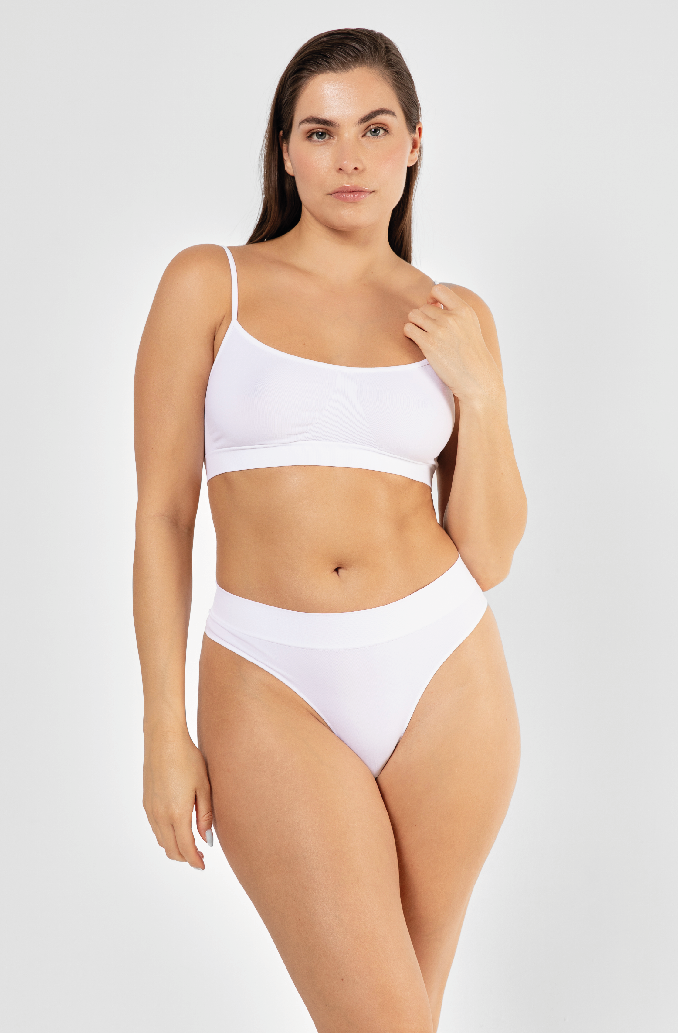 Basic Thong White