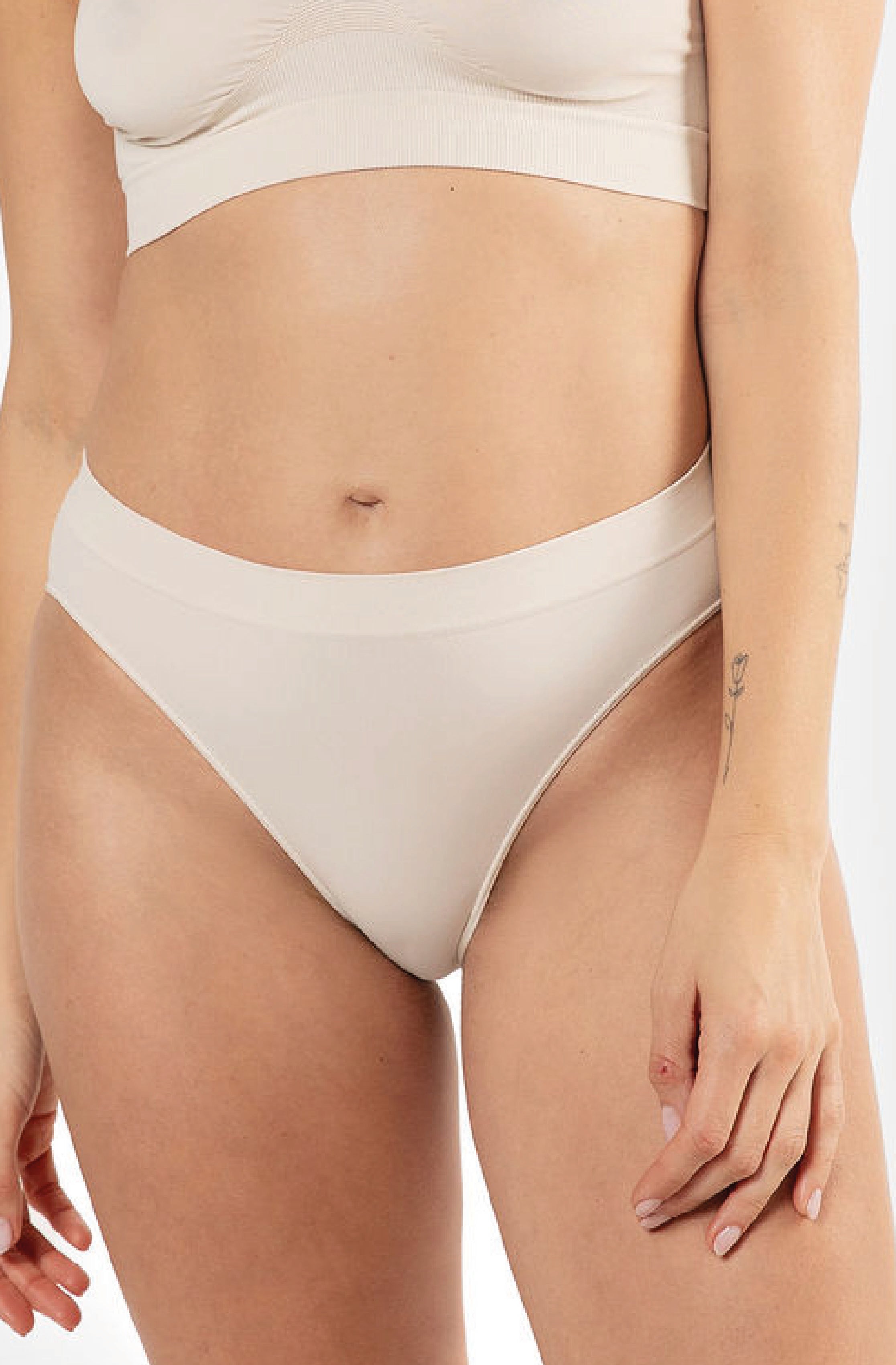 Brief Beige